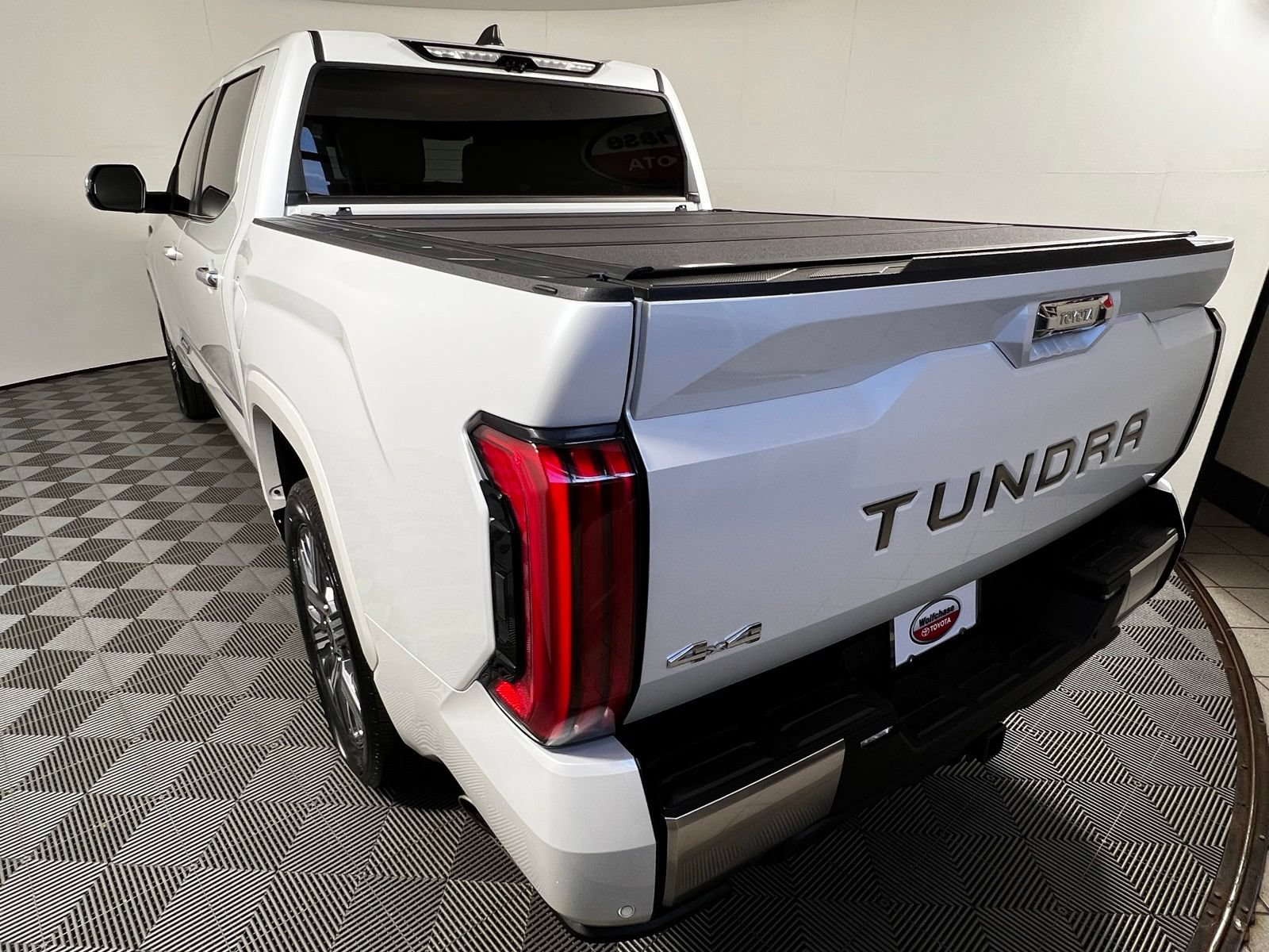 Used 2024 Toyota Tundra Capstone AWD/4WD image 7