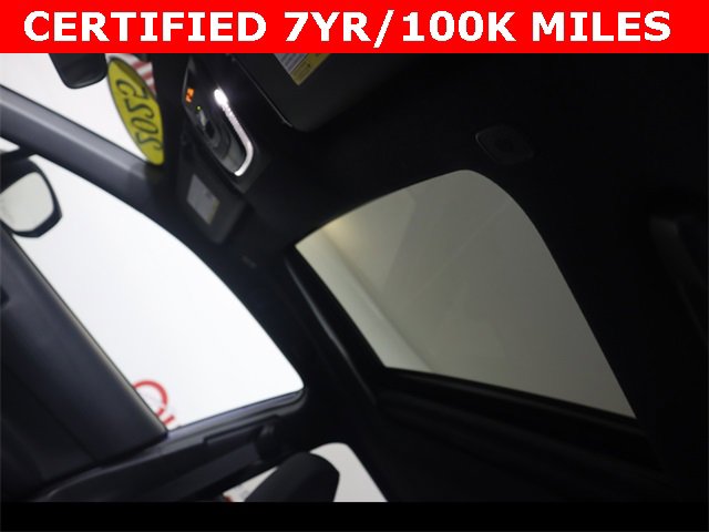 Used 2025 Toyota Corolla Cross AWD Hybrid w/ Moonroof Package image 26