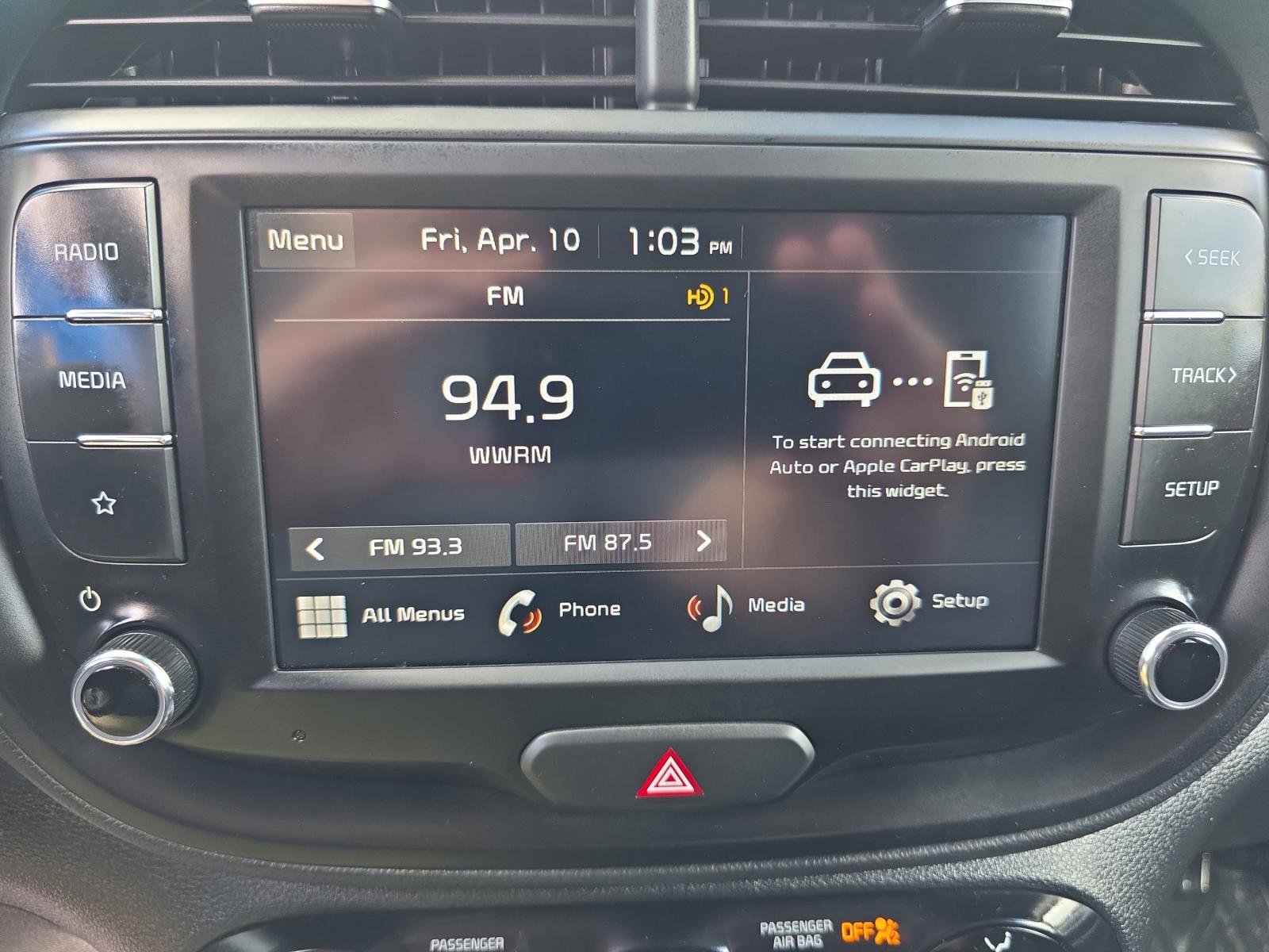 Used 2025 Kia Soul LX FWD image 23