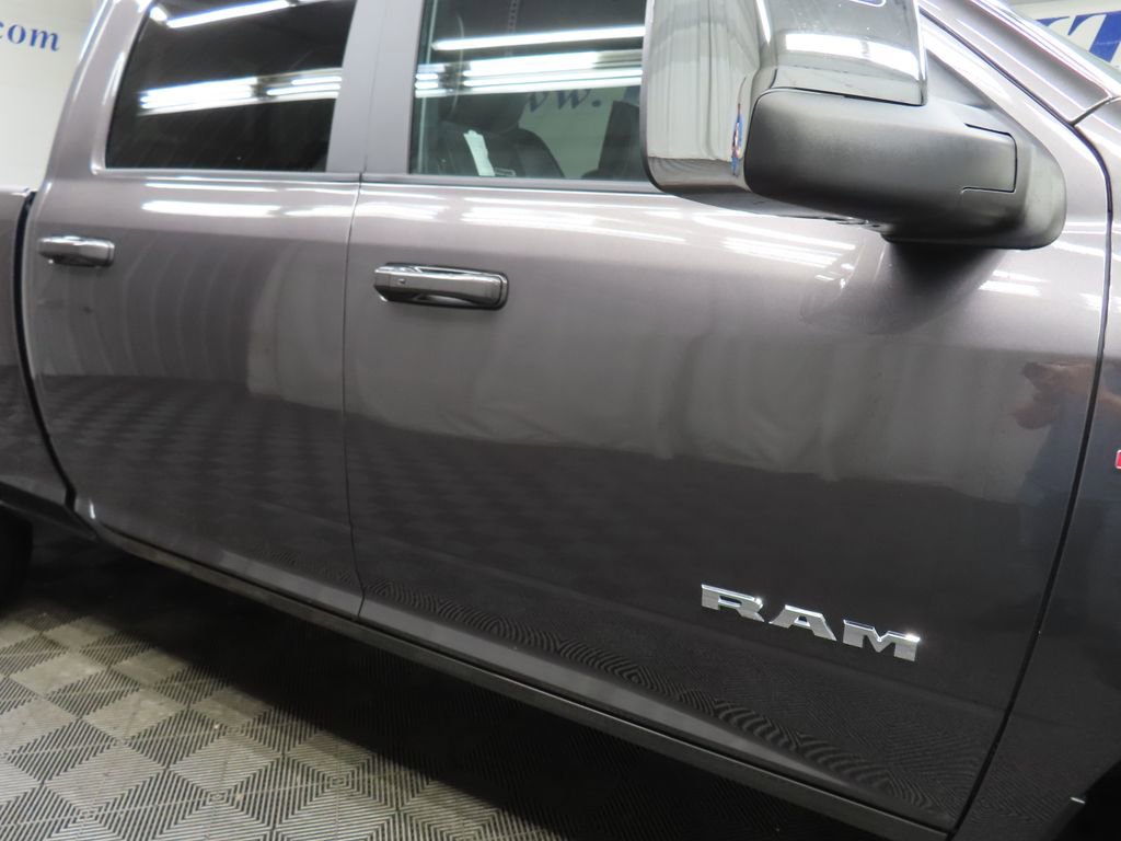 Used 2026 RAM 2500 Laramie AWD/4WD image 32