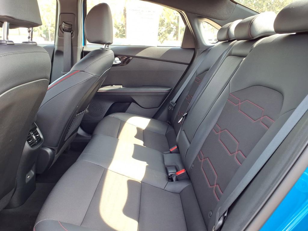 Certified 2023 Kia Forte GT FWD image 11