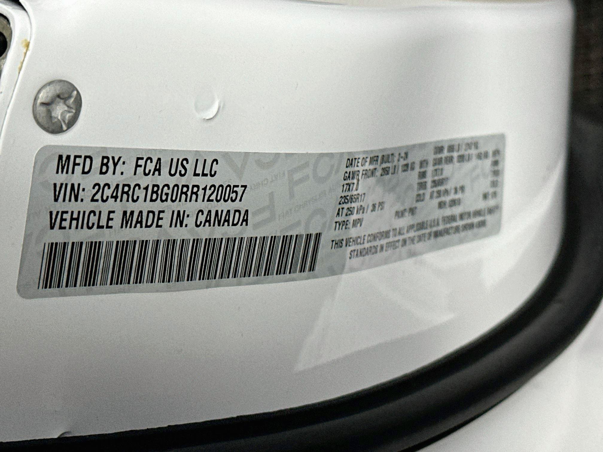 Used 2024 Chrysler Pacifica Touring-L FWD image 12