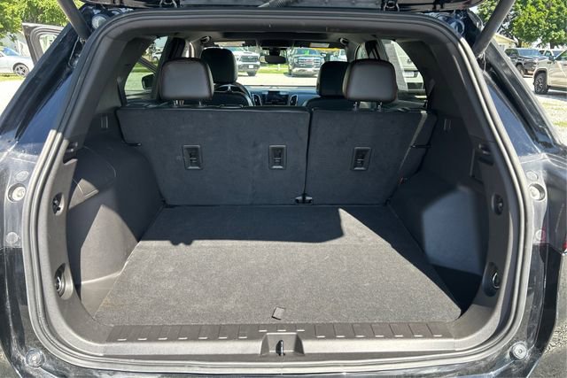 Used 2024 Chevrolet Equinox RS w/ RS Leather Package AWD/4WD image 13