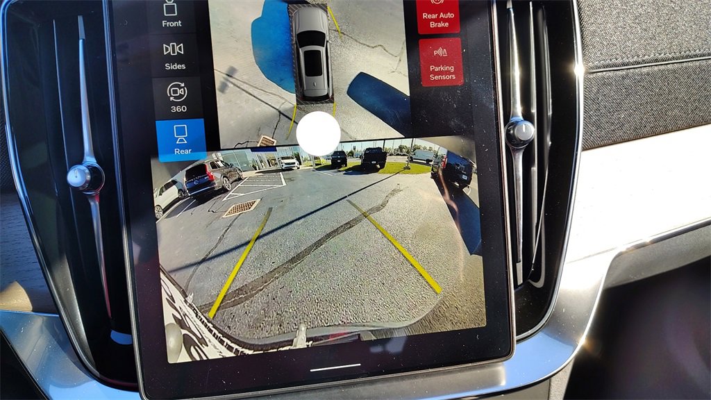 New 2026 Volvo XC90 B6 Plus image 21