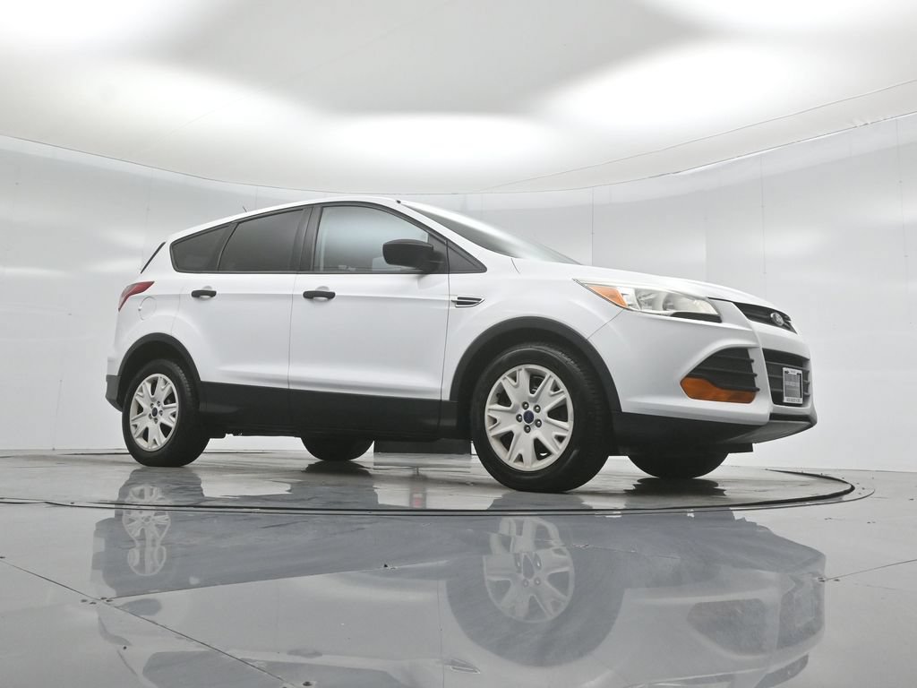 Used 2015 Ford Escape S FWD image 3