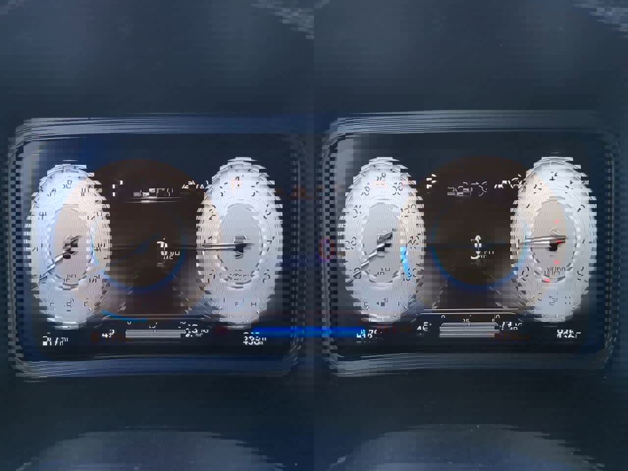 Used 2023 Hyundai Kona Limited w/ Cargo Package image 34