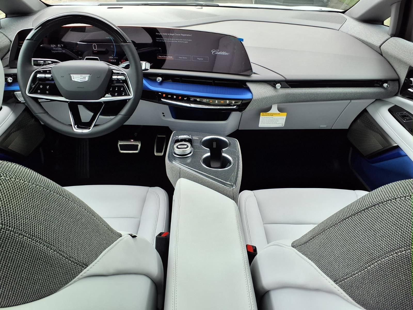 New 2027 Cadillac Optiq Sport w/ LPO, Floor Liner Package AWD/4WD image 9
