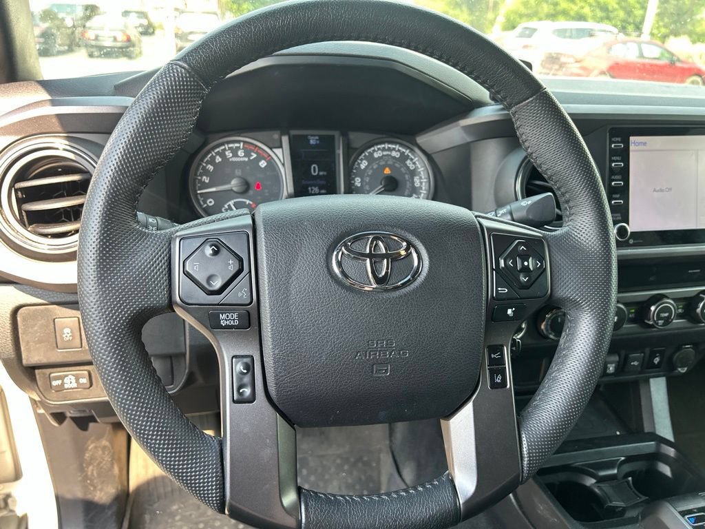 Used 2020 Toyota Tacoma TRD Off-Road AWD/4WD image 20