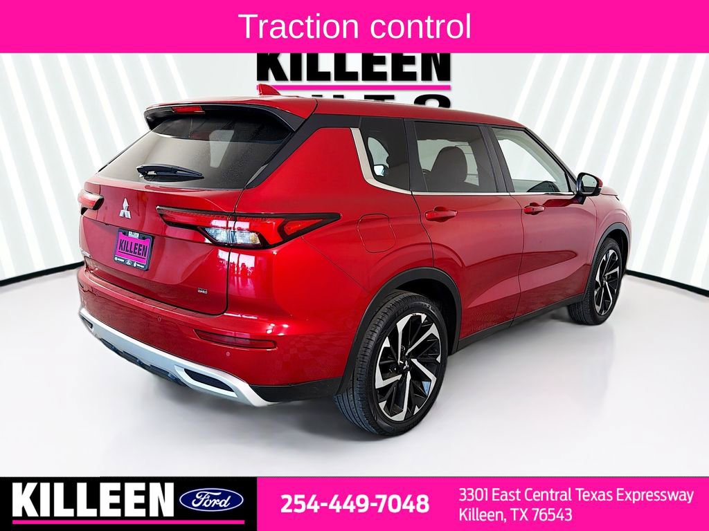 Used 2024 Mitsubishi Outlander SE Black Edition image 8