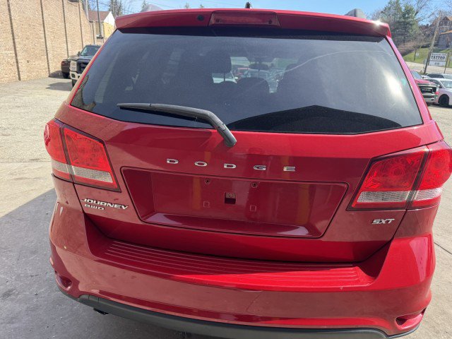 Used 2016 Dodge Journey SXT w/ Comfort/Convenience Group image 4