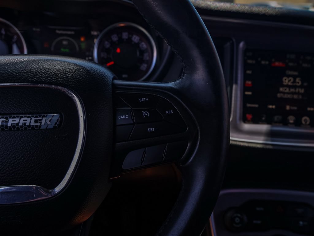 Used 2017 Dodge Challenger R/T RWD image 51