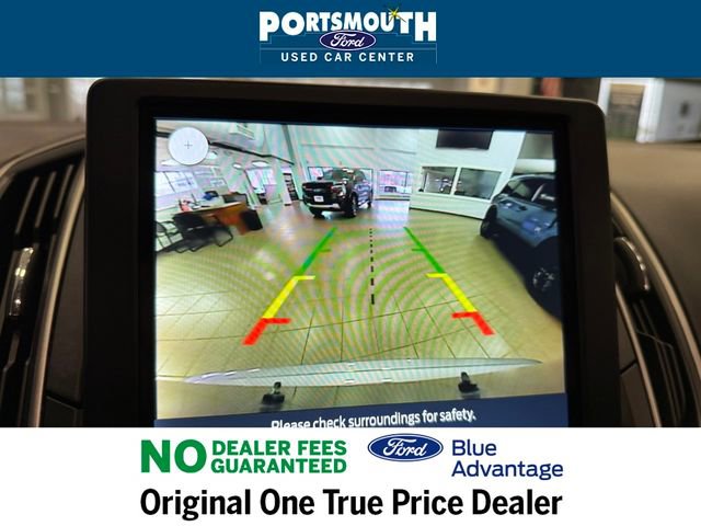 Used 2024 Ford Edge SE w/ Black Appearance Package image 8