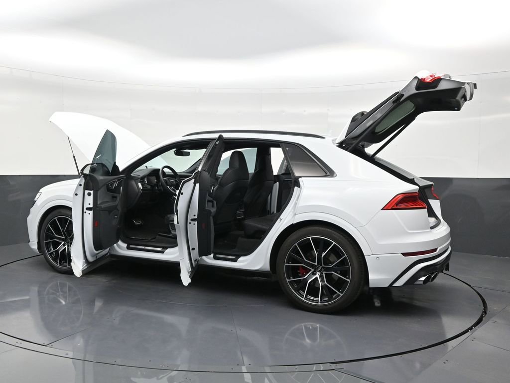 Used 2023 Audi SQ8 Prestige w/ Prestige Package AWD/4WD image 32
