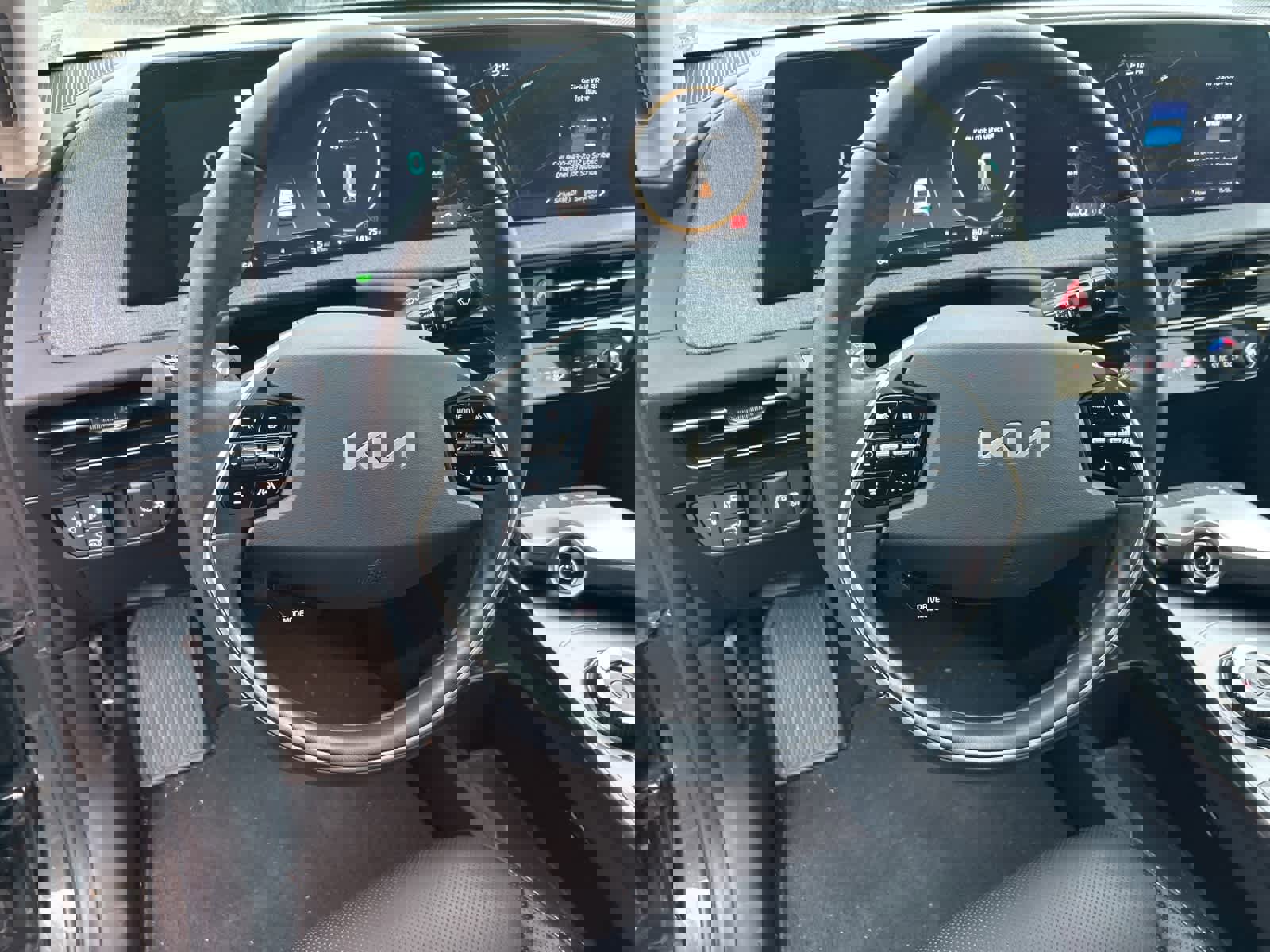 Used 2023 Kia EV6 Wind w/ Wind Technology Package image 60