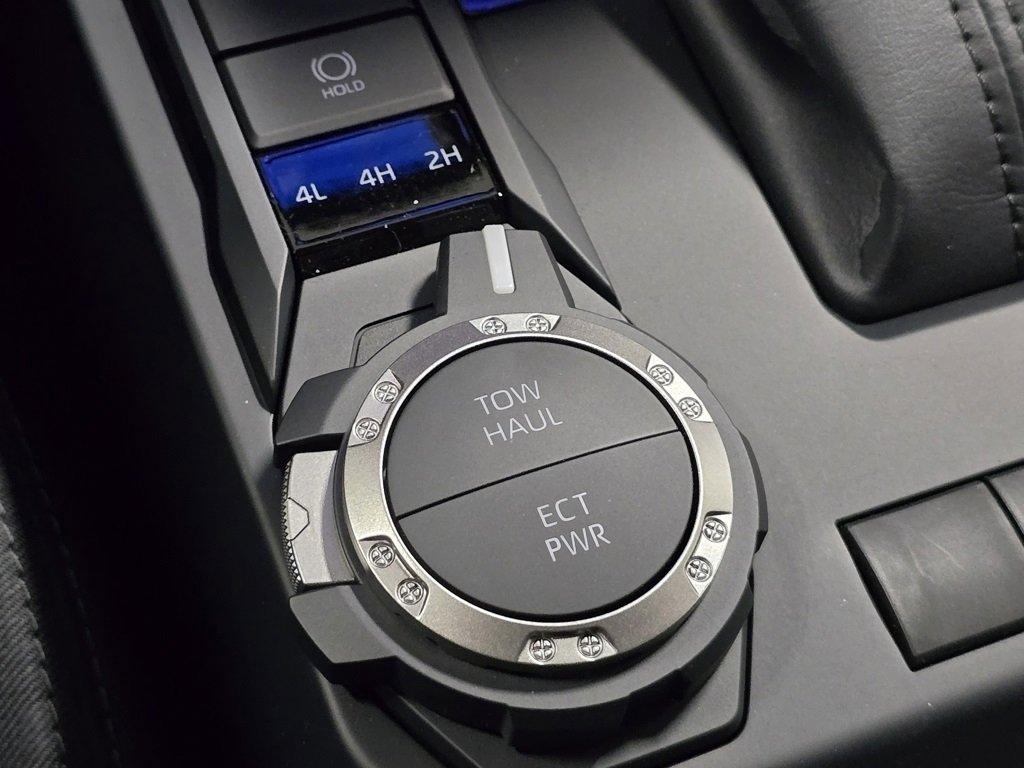 New 2025 Toyota Tacoma 4x4 Double Cab image 7