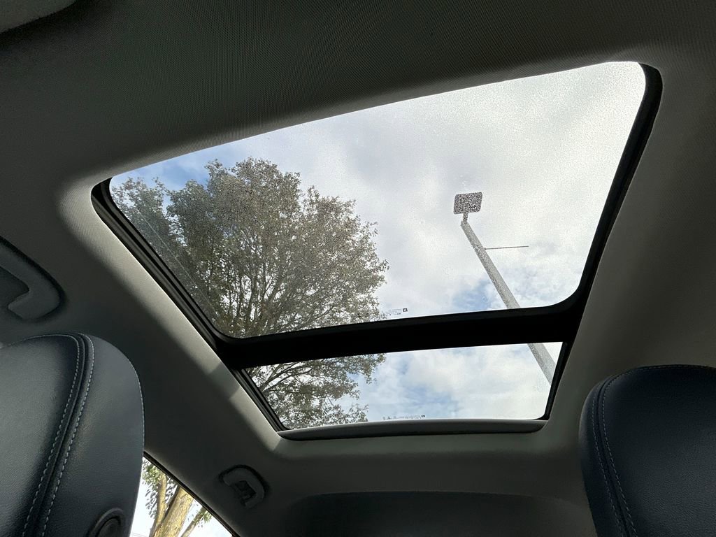 Certified 2023 Chevrolet Bolt EUV Premier w/ Sun & Sound Package image 21