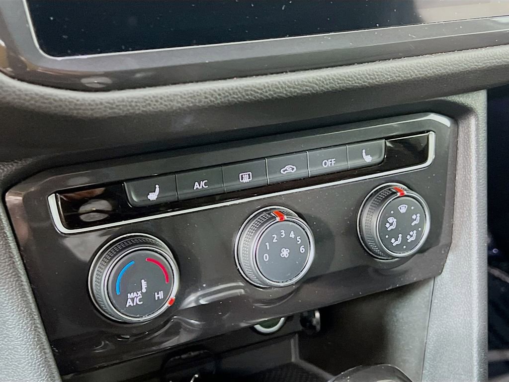 Used 2024 Volkswagen Tiguan Wolfsburg Edition image 15