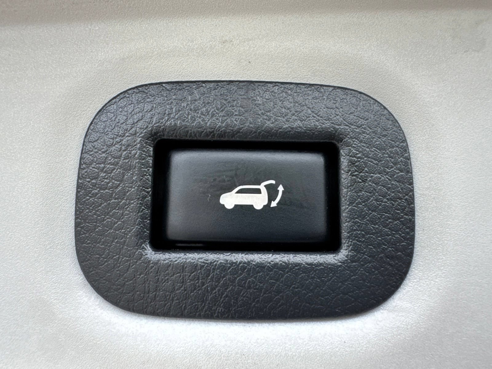 Used 2020 Nissan Rogue SL w/ Premium Package AWD/4WD image 13