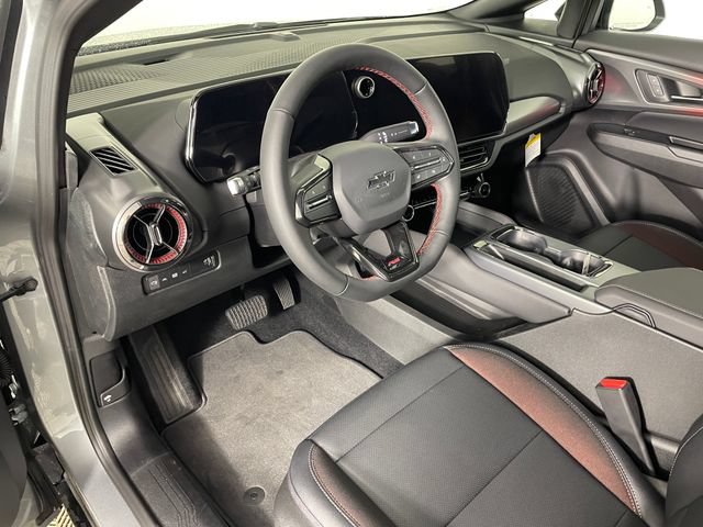 Certified 2026 Chevrolet Equinox EV RS FWD image 3