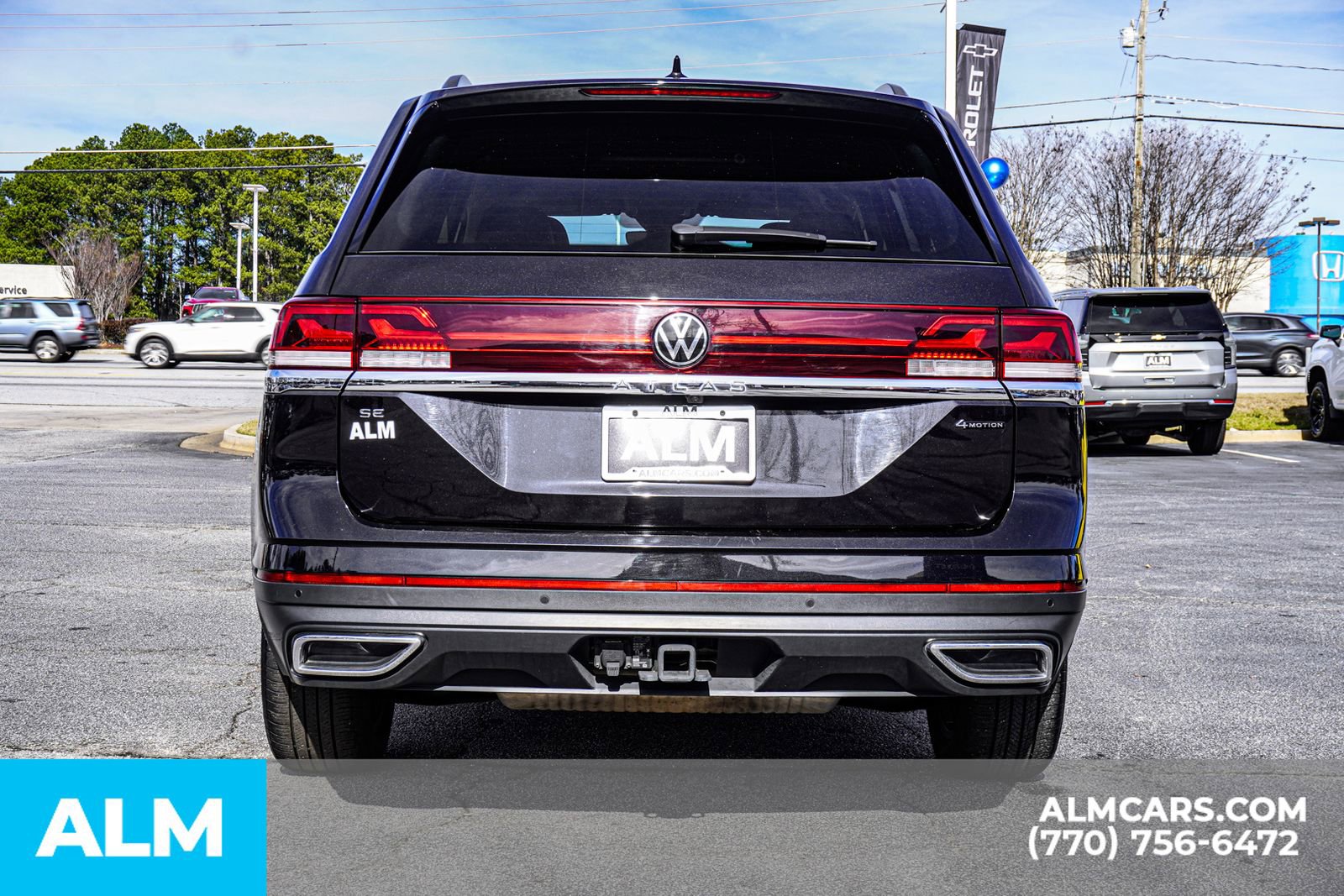 Used 2025 Volkswagen Atlas SE image 13