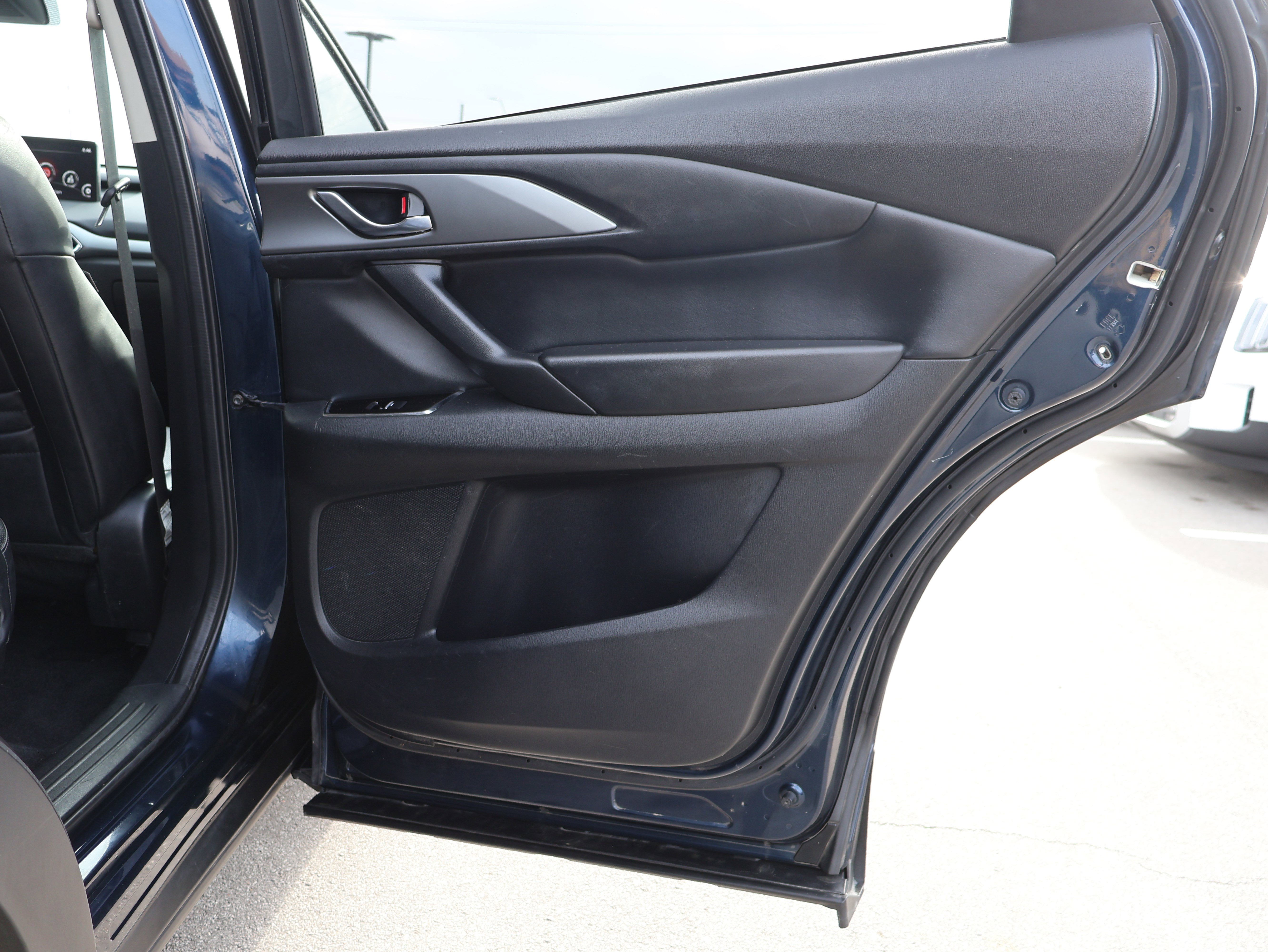 Used 2020 MAZDA CX-9 Touring image 16