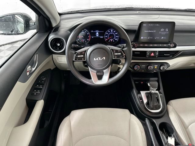 Used 2023 Kia Forte LXS FWD image 10