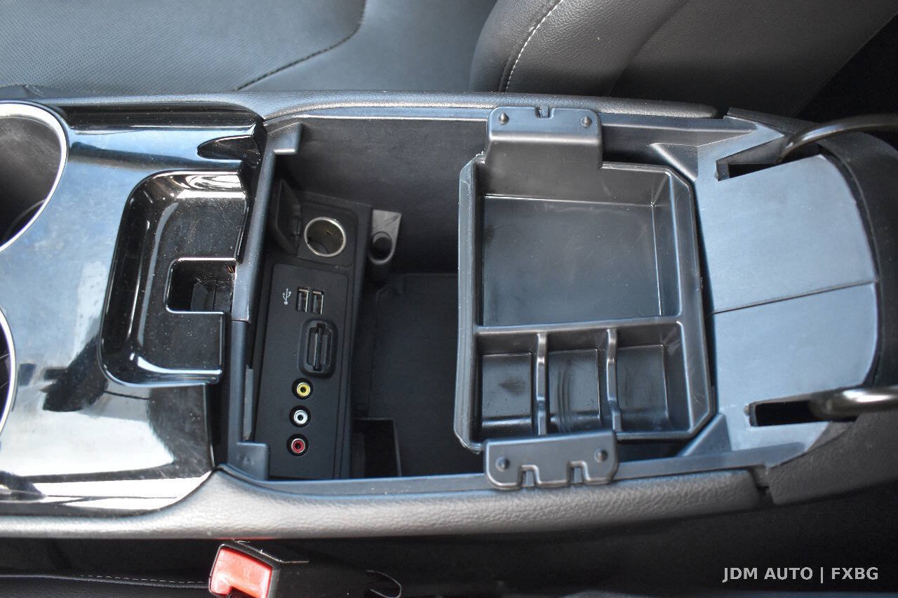 Used 2014 Ford Fusion Titanium FWD image 32