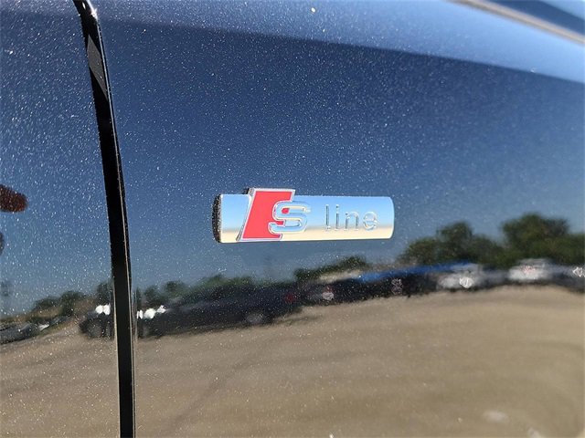 New 2025 Audi Q3 2.0T Premium Plus image 10