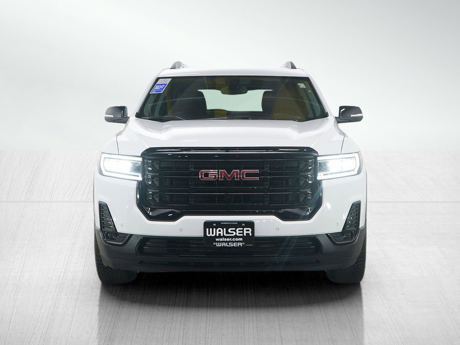 Used 2023 GMC Acadia SLT w/ Elevation Edition image 8