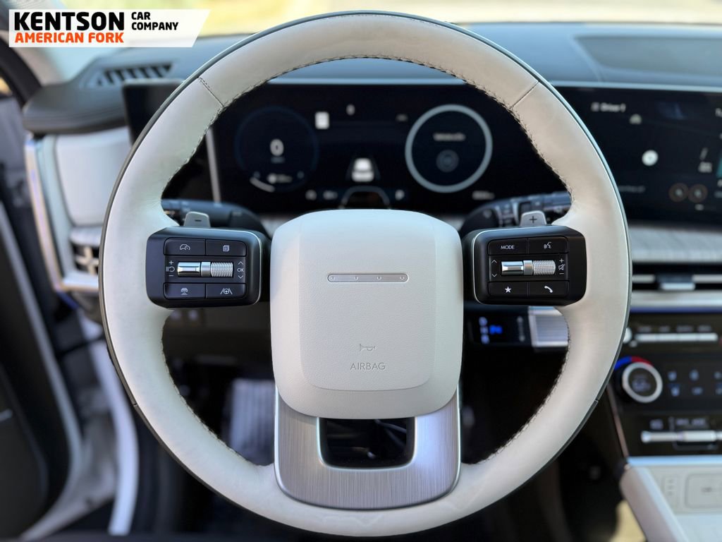 Used 2025 Hyundai Santa Fe Calligraphy image 18