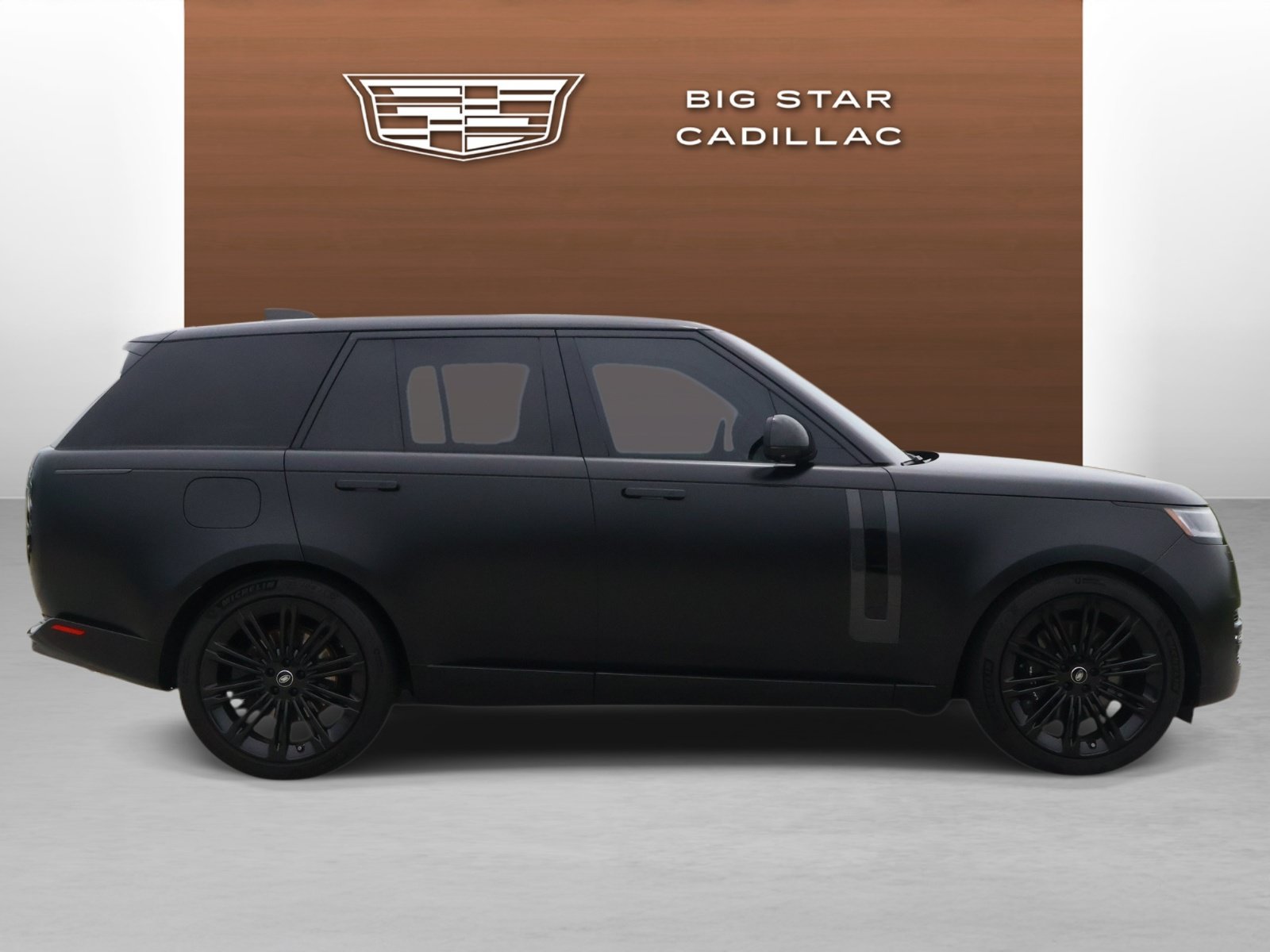 Used 2024 Land Rover Range Rover SE AWD/4WD image 6