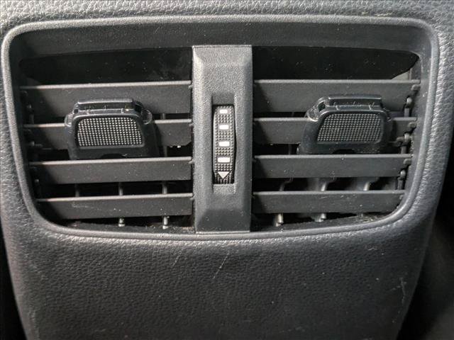 Used 2023 Toyota Corolla Cross XLE w/ Convenience Package AWD/4WD image 17
