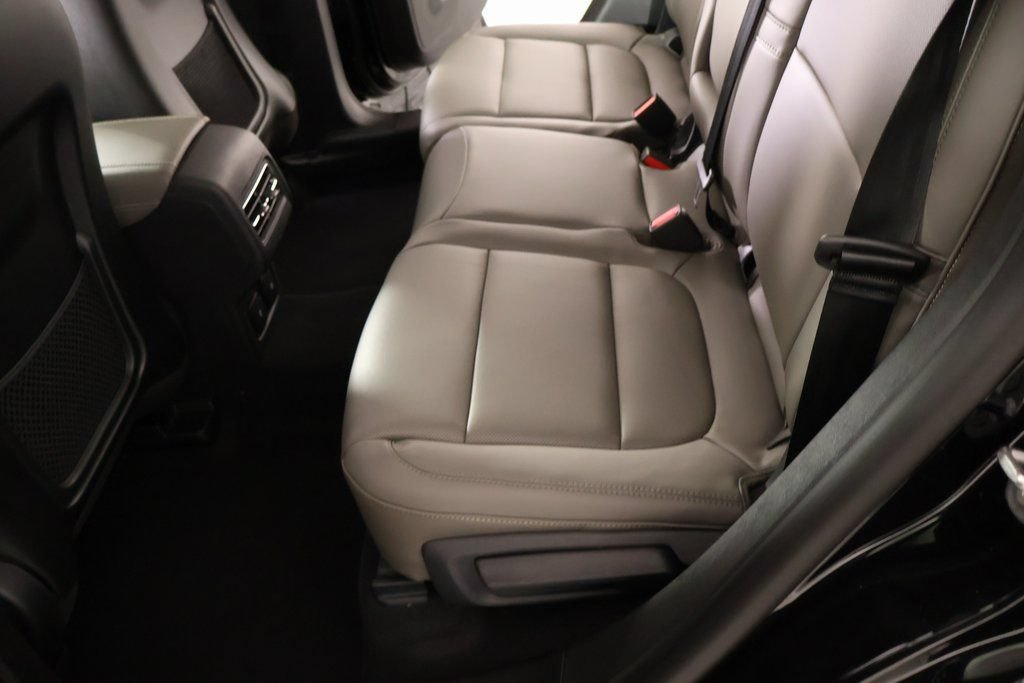 New 2026 Lincoln Corsair Premiere FWD image 13