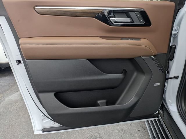 New 2026 Chevrolet Suburban High Country AWD/4WD image 28