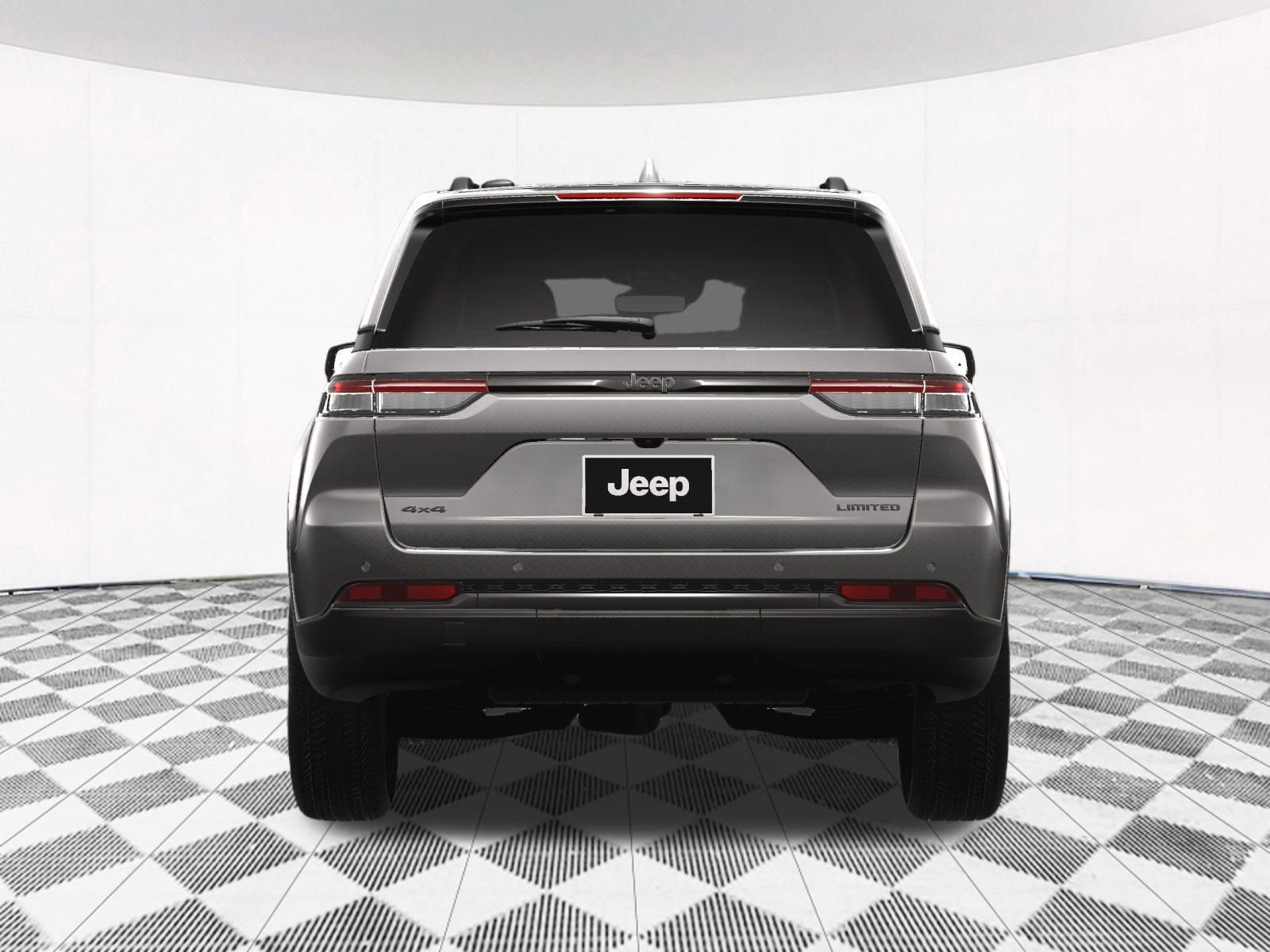 New 2025 Jeep Grand Cherokee Limited w/ Black Appearance Package image 16