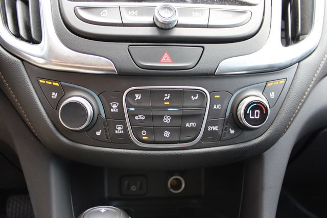 Used 2018 Chevrolet Equinox Premier AWD/4WD image 24