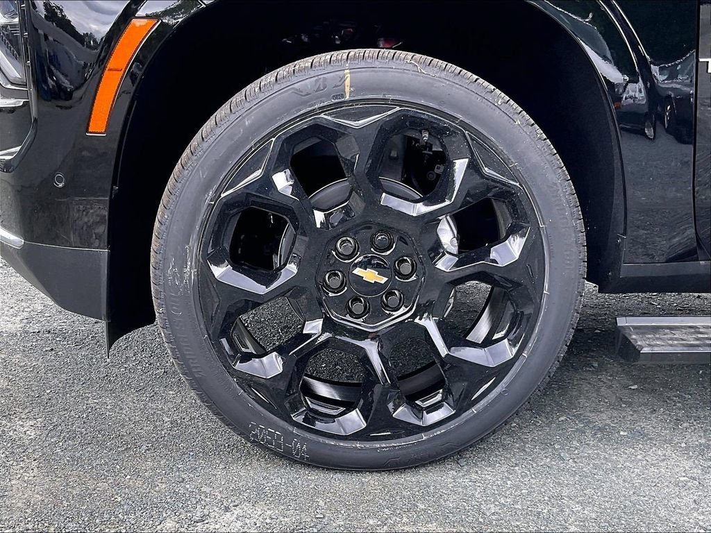 New 2026 Chevrolet Tahoe High Country AWD/4WD image 8