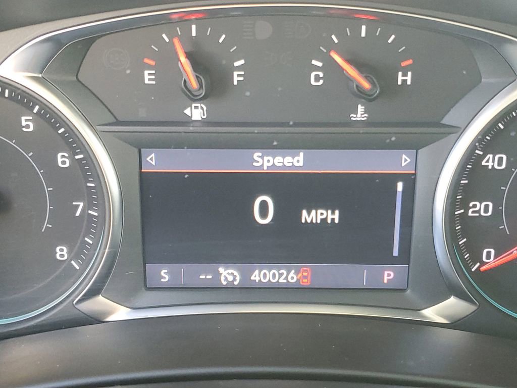 Used 2023 Chevrolet Equinox RS w/ RS Leather Package image 15