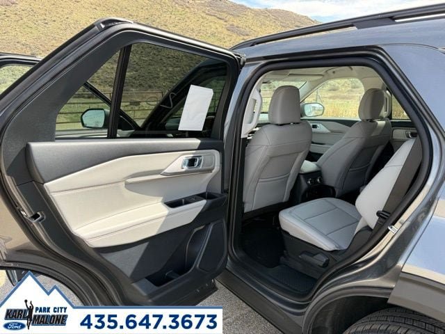 Used 2026 Ford Explorer Active w/ Active Comfort Package AWD/4WD image 23