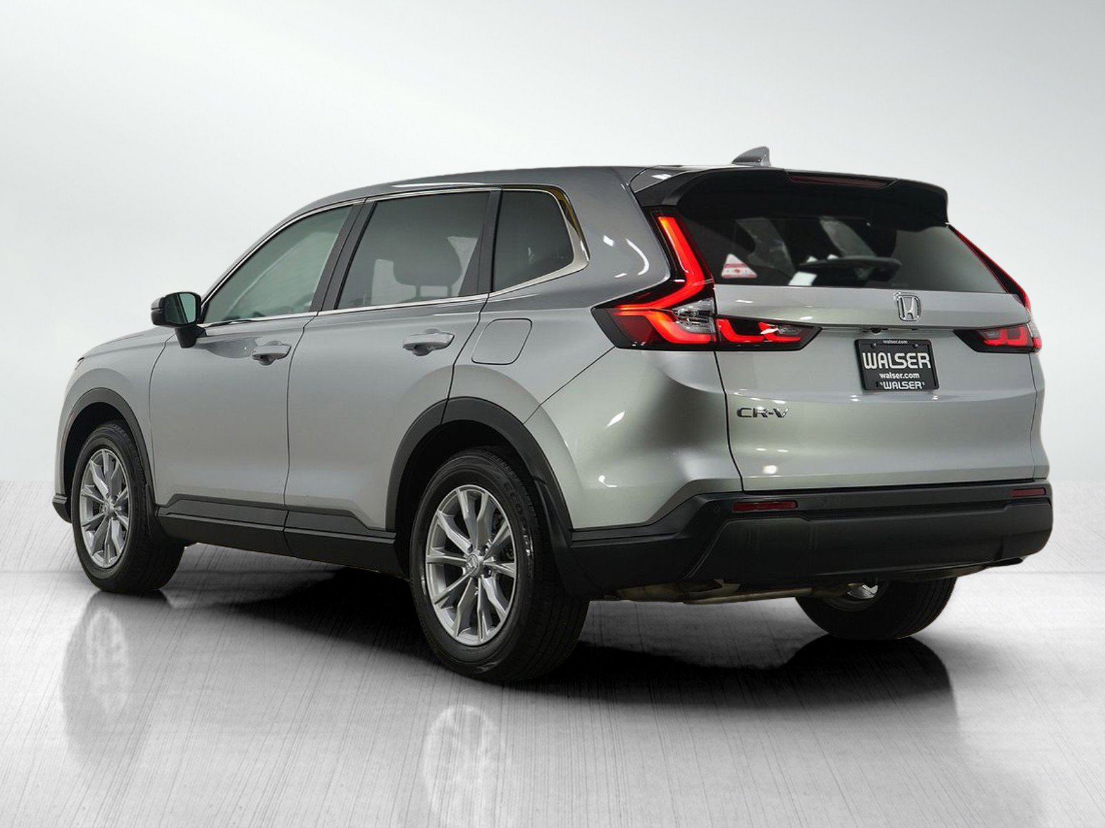 Used 2024 Honda CR-V EX-L image 4