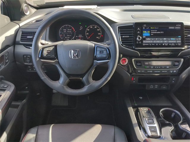 Used 2025 Honda Ridgeline Black Edition image 15
