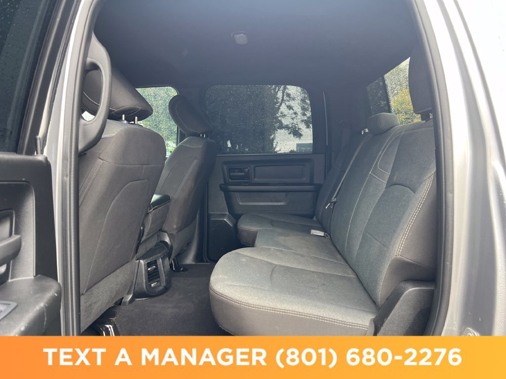Used 2024 RAM 2500 Tradesman w/ Chrome Appearance Group AWD/4WD image 13