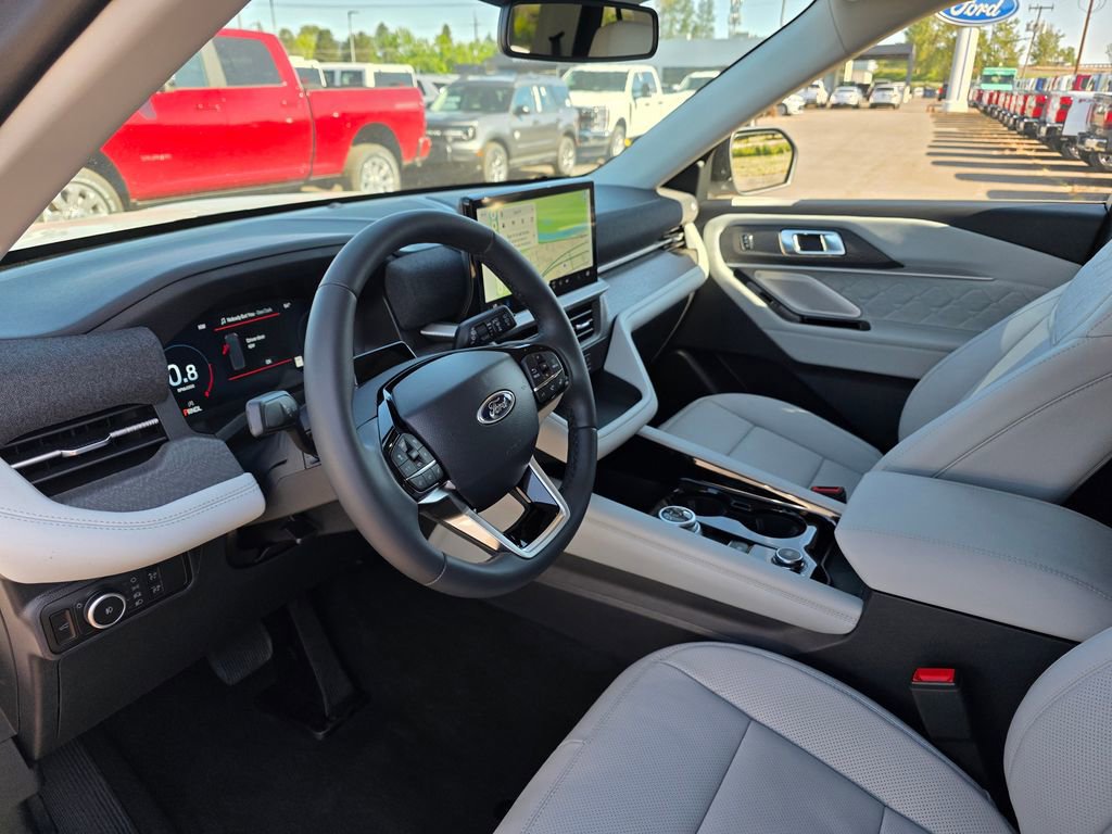 New 2026 Ford Explorer Platinum AWD/4WD image 16
