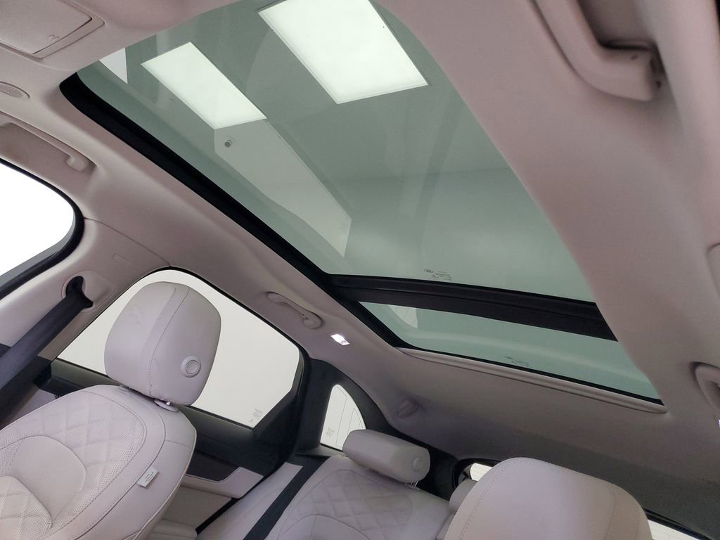 Used 2021 Jaguar F-PACE S image 22