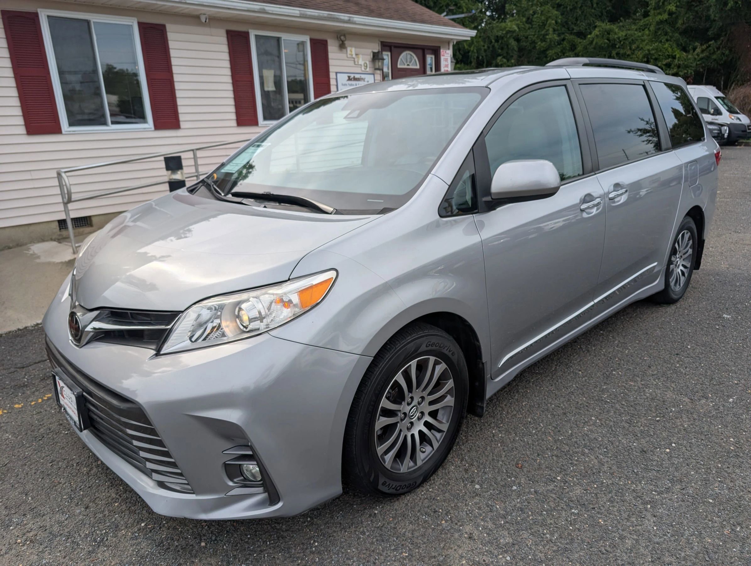 Used 2018 Toyota Sienna XLE w/ XLE Navigation Package