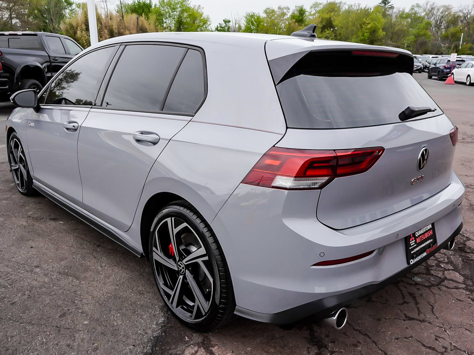 Used 2025 Volkswagen GTI SE w/ SE Leather Seating Package FWD image 4
