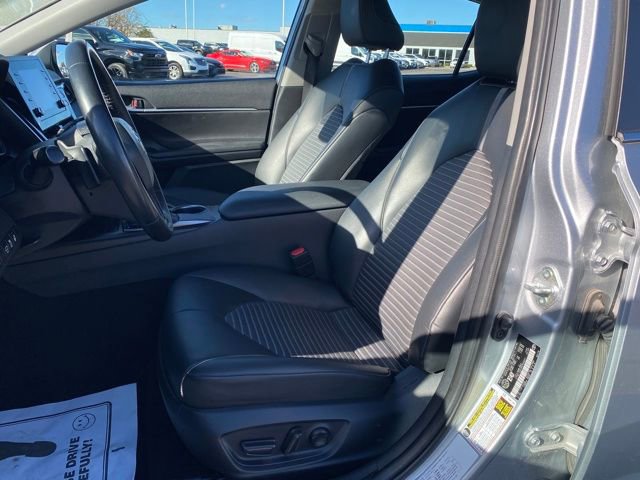 Used 2023 Toyota Camry SE image 13