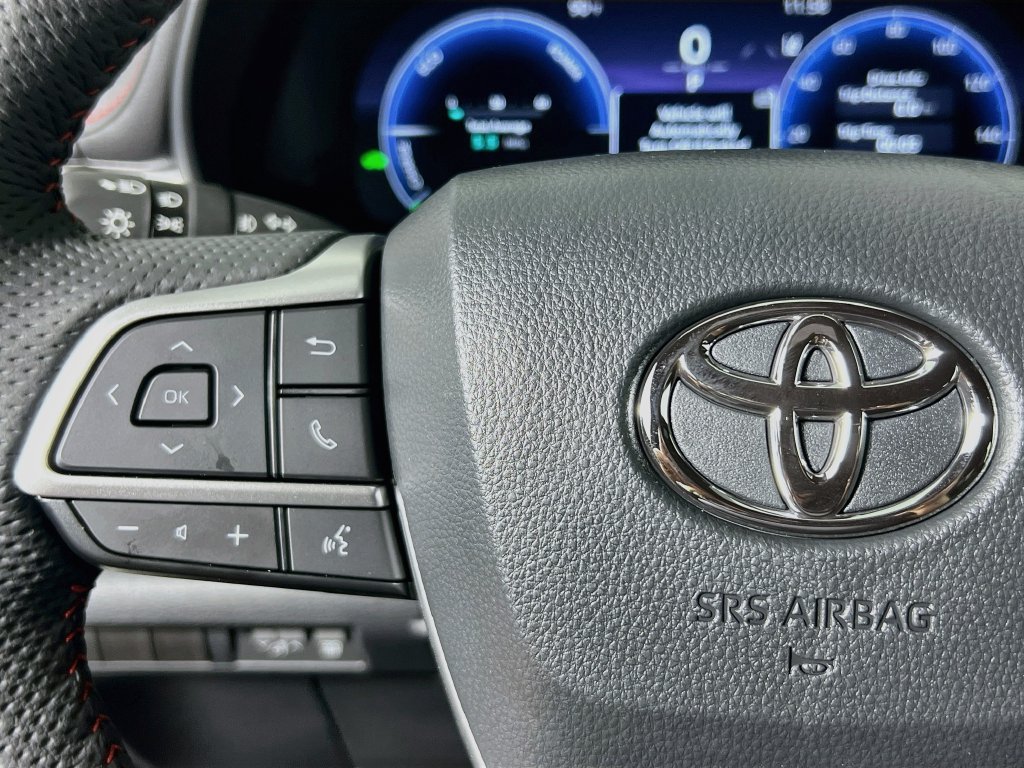 New 2026 Toyota Sienna XSE FWD image 16