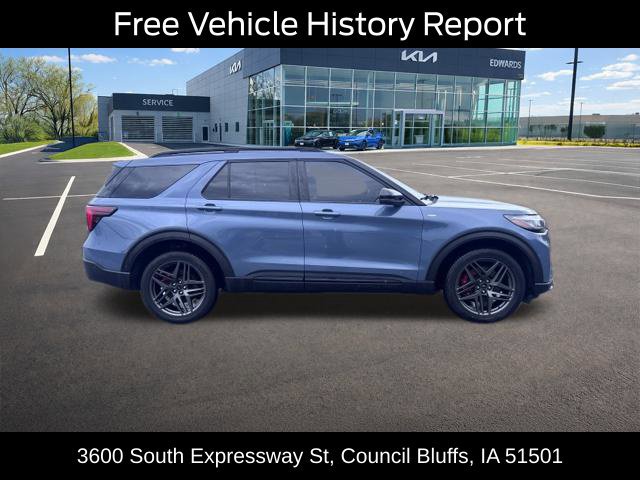 Used 2025 Ford Explorer ST-Line w/ Premium Package AWD/4WD image 5