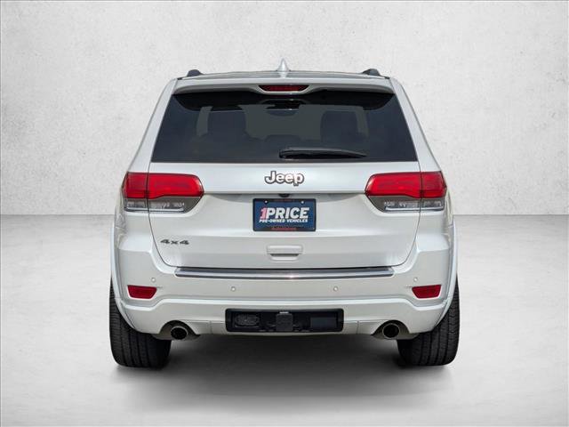 Used 2017 Jeep Grand Cherokee Overland w/ Jeep Active Safety Group AWD/4WD image 7